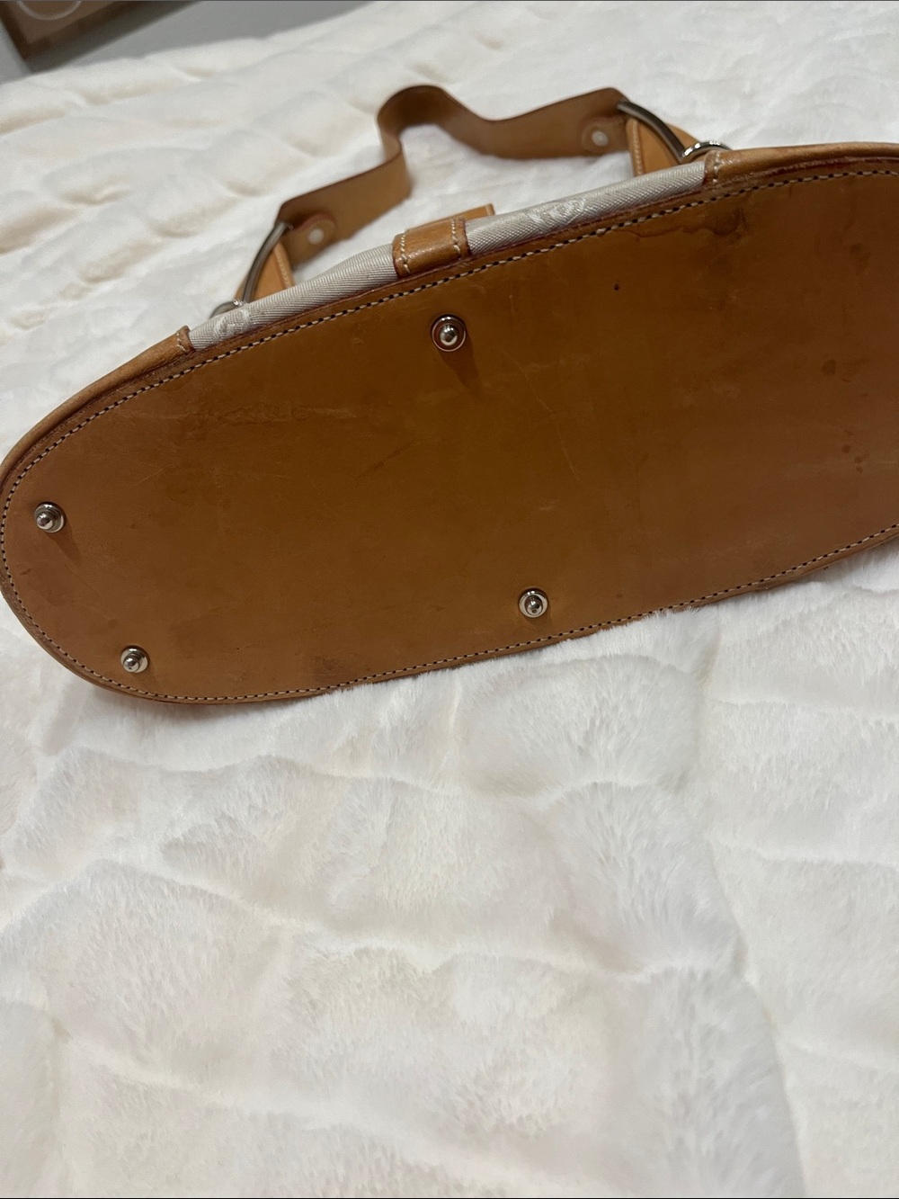Dooney & Bourke Beige Monogram Shoulder Bag with Tan Trim - Picture 4 of 10
